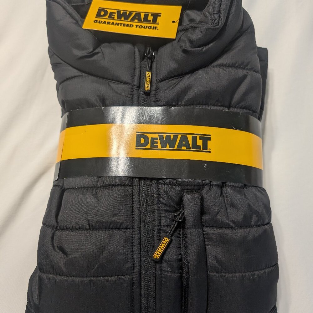 DeWalt hybrid vest